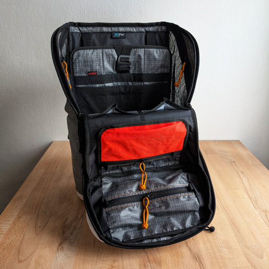 BUDDY 22 Neo - White/Black/Orange + BLAZE 2 laptop sleeve + MUTE Velcro cover