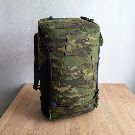 BUDDY 22 Neo - MtC Tropic/Grey/Red + BLAZE 2 laptop sleeve + MUTE Velcro cover