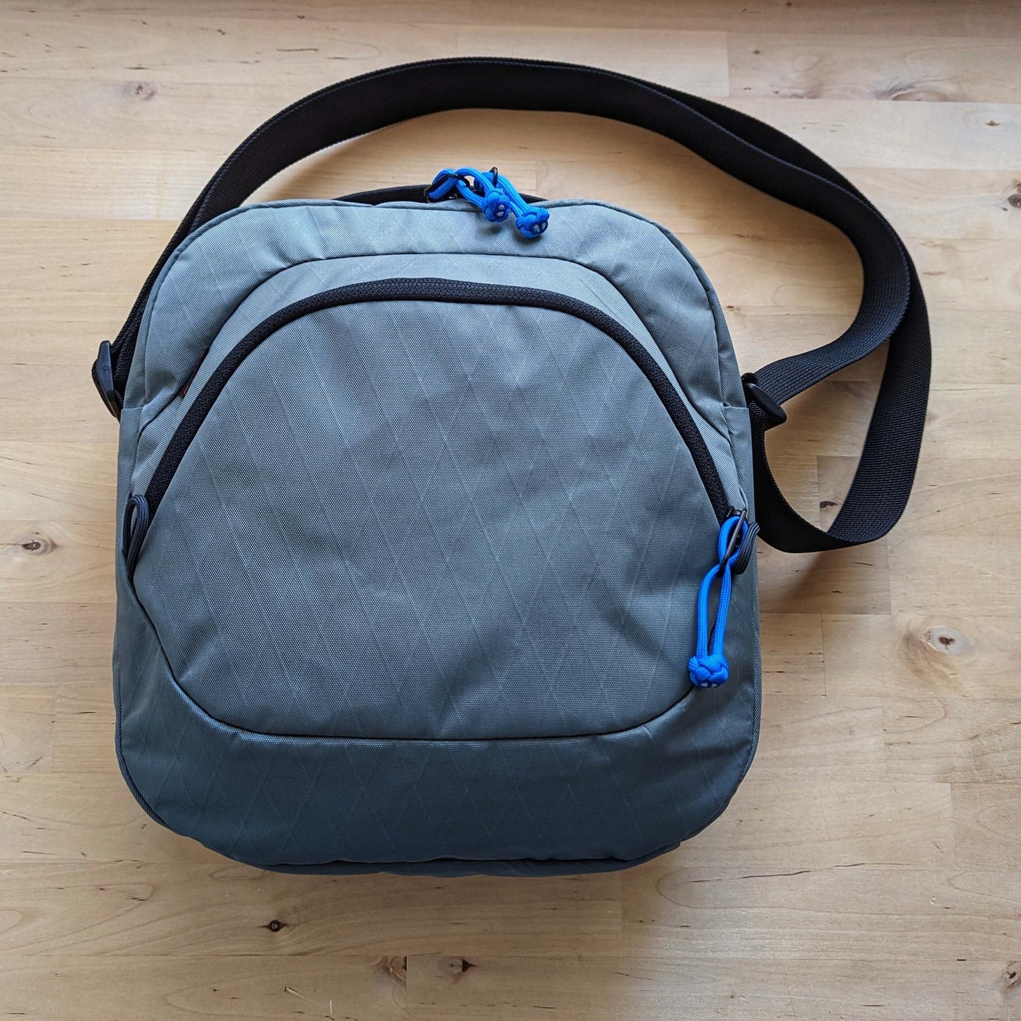 NAT 5 - shoulder bag