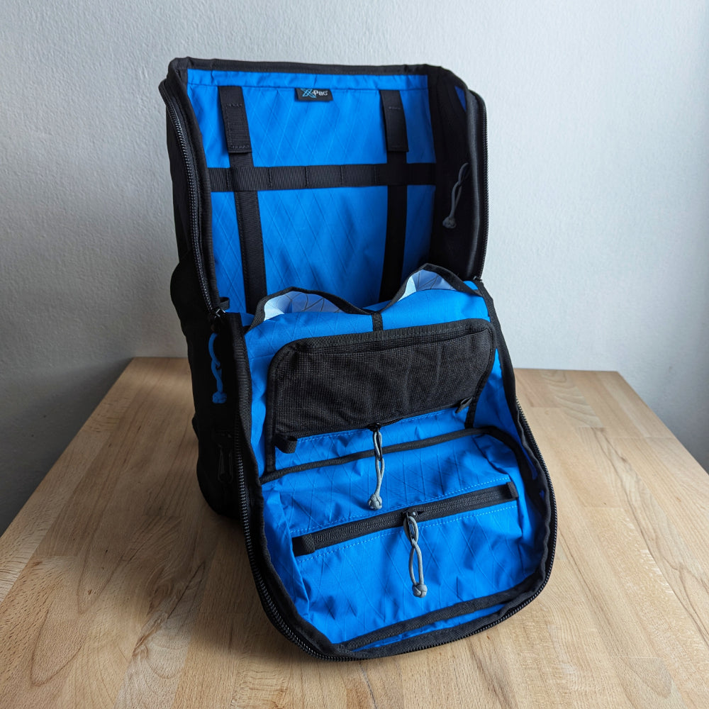 BUDDY 22 Neo - Black/Bahama blue + BLAZE 2 laptop sleeve