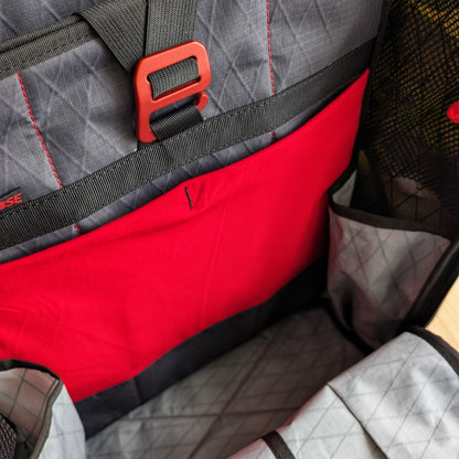 BUDDY 22 Neo - MtC Tropic/Grey/Red + BLAZE 2 laptop sleeve + MUTE Velcro cover