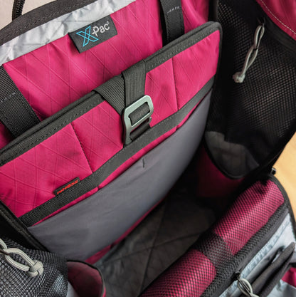 BUDDY 30 Neo - Black/Port/Silver+ BLAZE 2 laptop sleeve