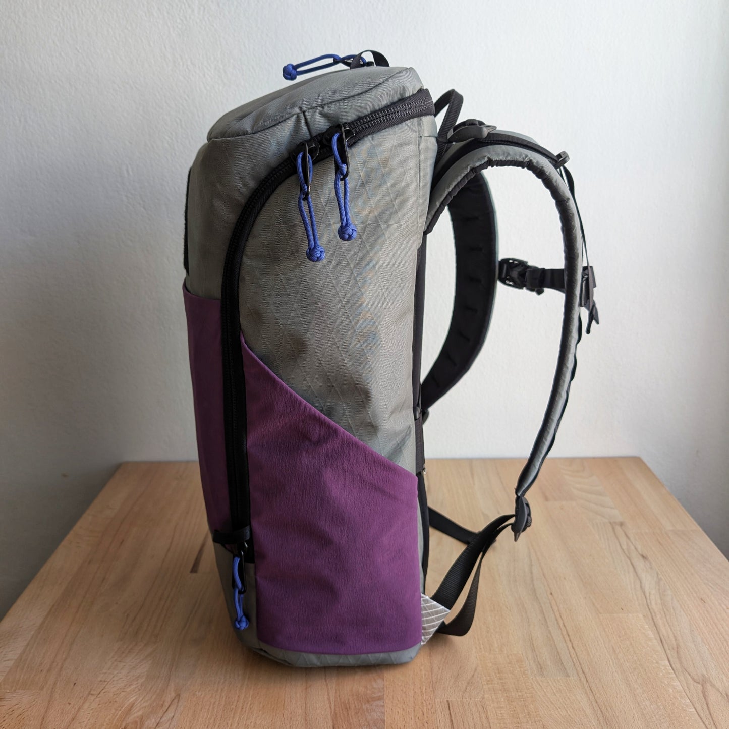 BUDDY 30 Neo - Slate gray/Deep blue/Silver
