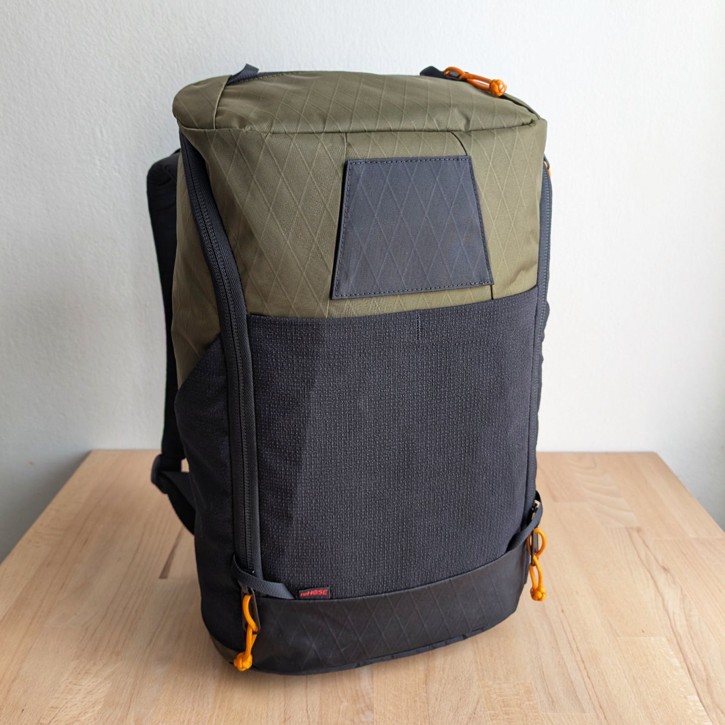 BUDDY 22 Neo - Olive/Blackl/Navy/Cadmium green + BLAZE 2 laptop sleeve + MUTE Velcro cover