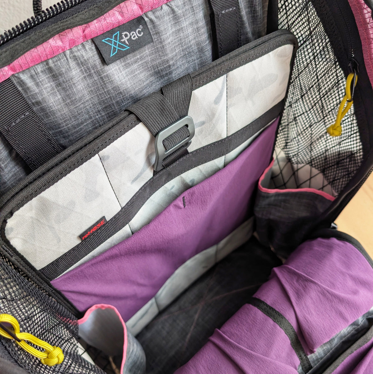 BUDDY 22 Neo - MultiCam Alpine/Gray/Pink + BLAZE 2 laptop sleeve + MUTE silencer